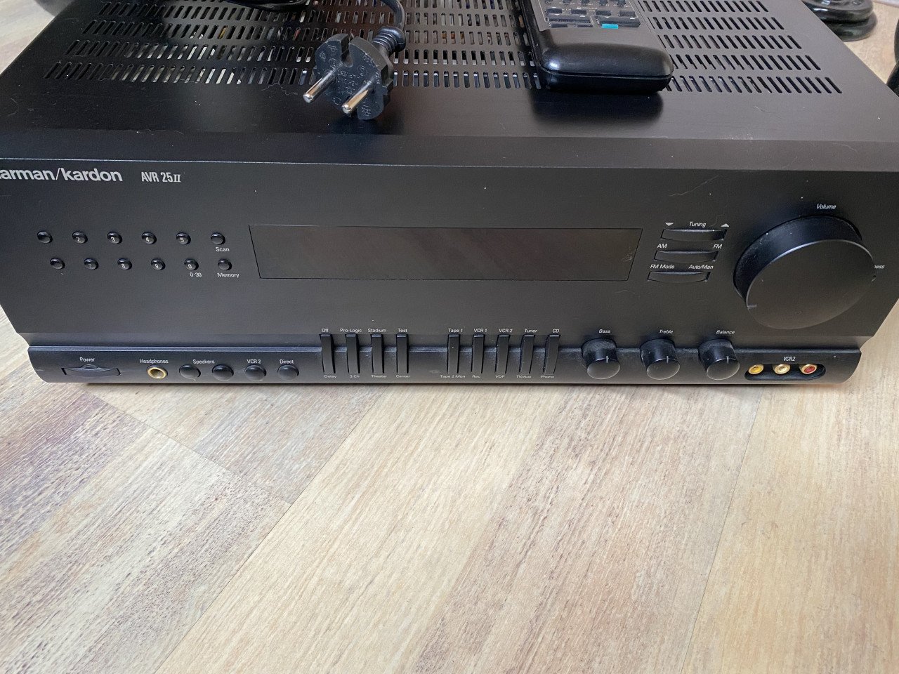Harman Kardon Avr ll versterker receiver.