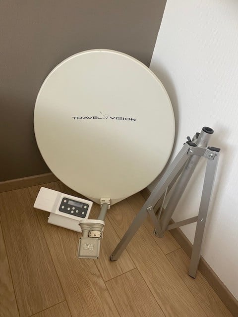 Satelliet schotel travel vision 6