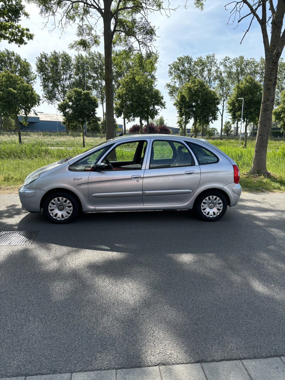 Citroën Picasso met een voljaar apk!