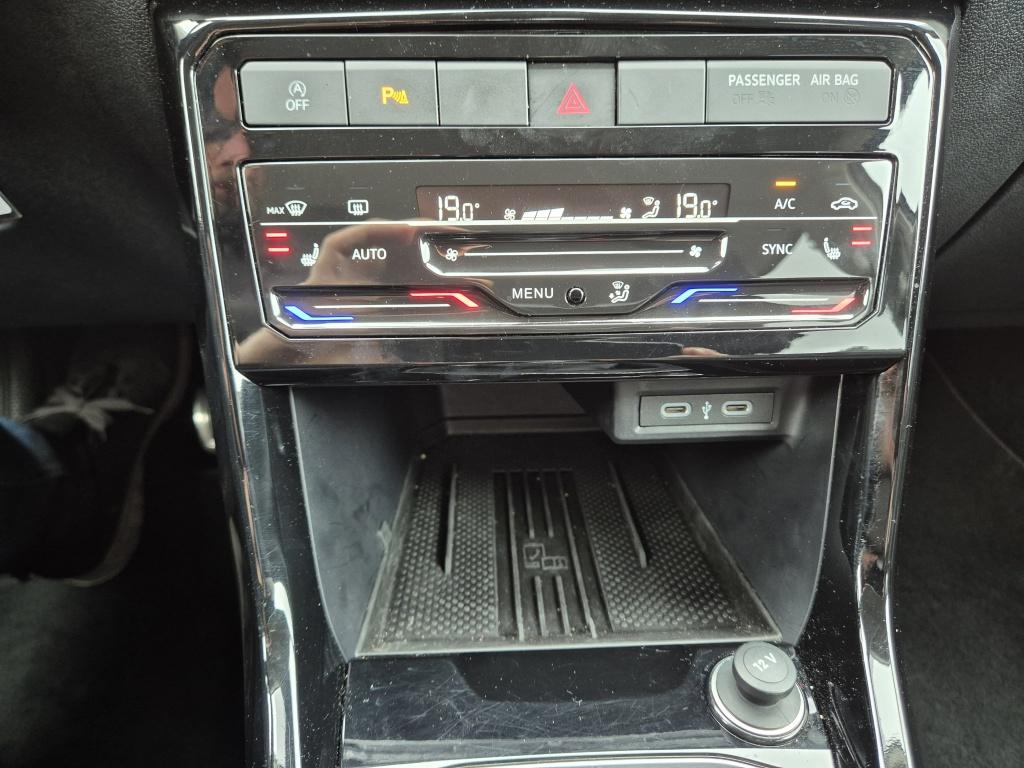 Volkswagen T-cross 1.0 tsi 70 kw goal | led navi | airco | stoelverw | acc