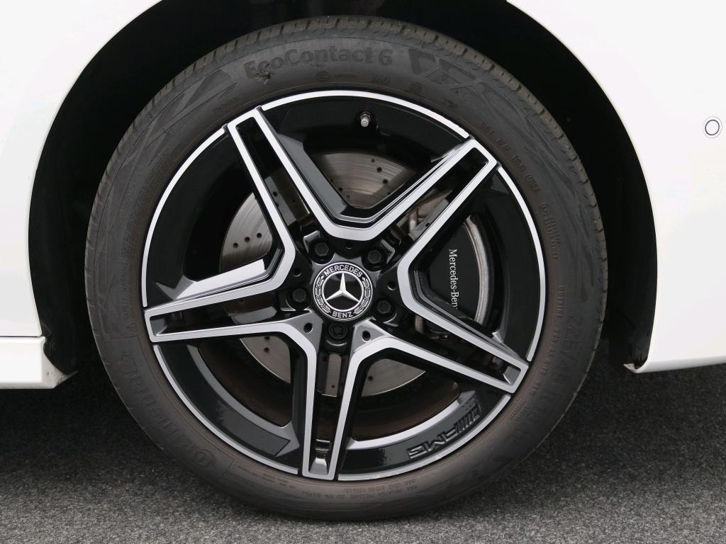 Mercedes-Benz Cla shooting brake 250 e amg plug-in hybride amg line | night