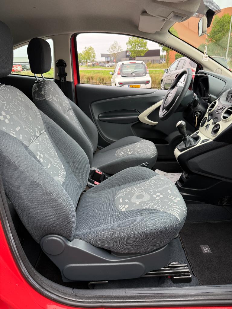Ford KA 1.2 cool & sound - dealer onderhouden - 1 eigenaar