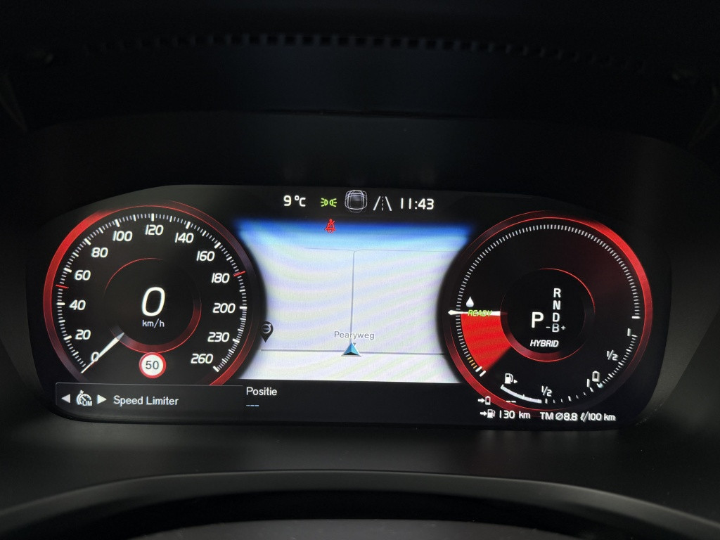 Volvo V60 t6 340pk recharge r-design| panodak| adap.cruise| 360camera| tre
