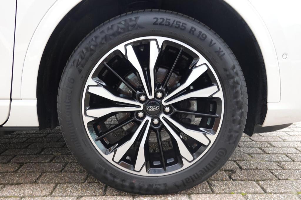 Ford Kuga 2.5 phev st-line x