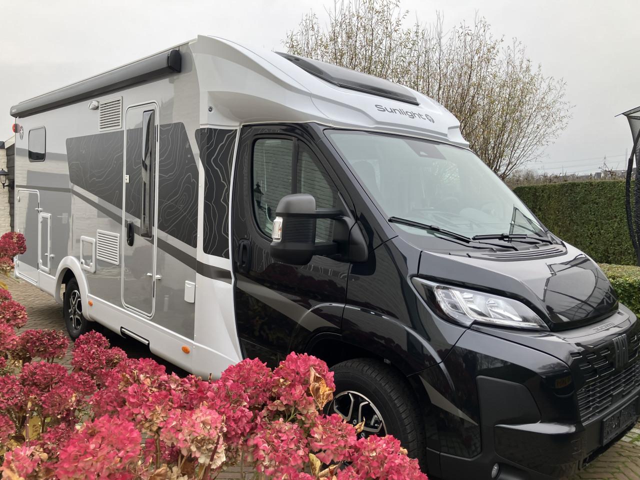 Prachtige 4 pers.  (automaat)camper huren? Hefstvakantie of 2027 ???