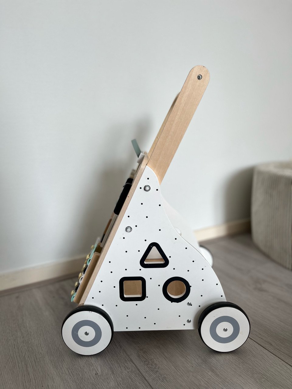 Houten baby loopwagen