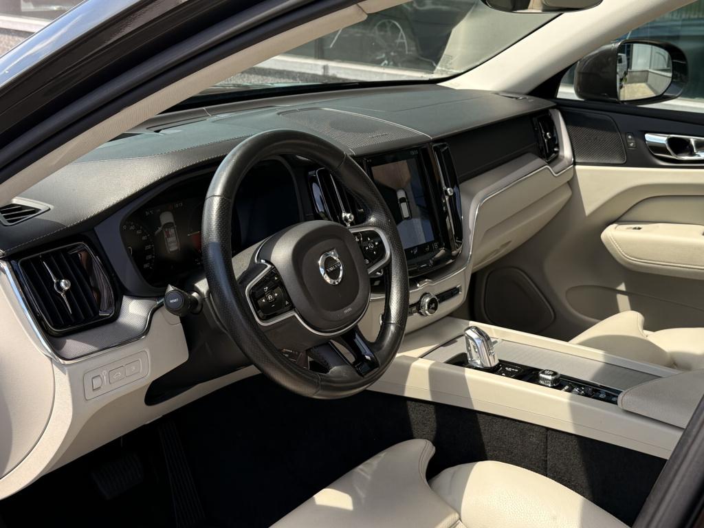 Volvo XC60 2.0 t8 twin engine awd inscription | harman kardon | pano. | ele
