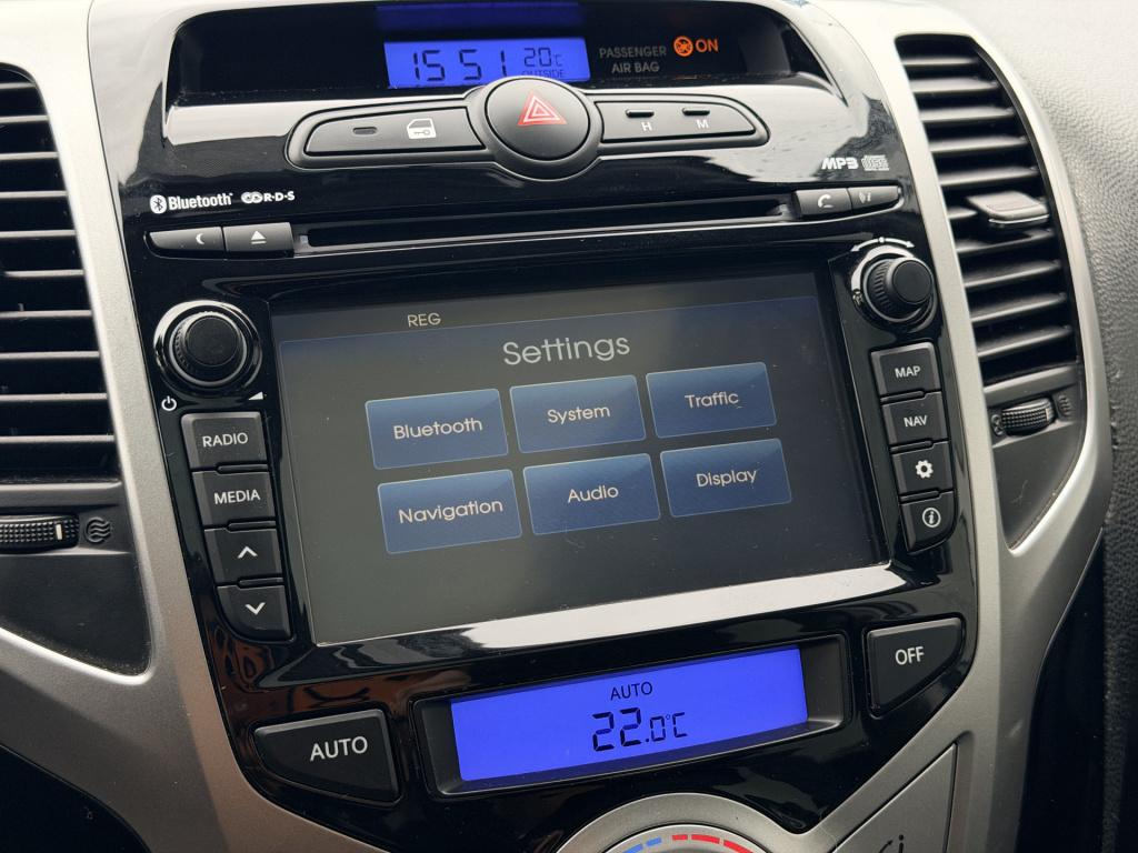 Hyundai Ix20 1.6i i-catcher | camera | trekhaak | cruise control | open dak