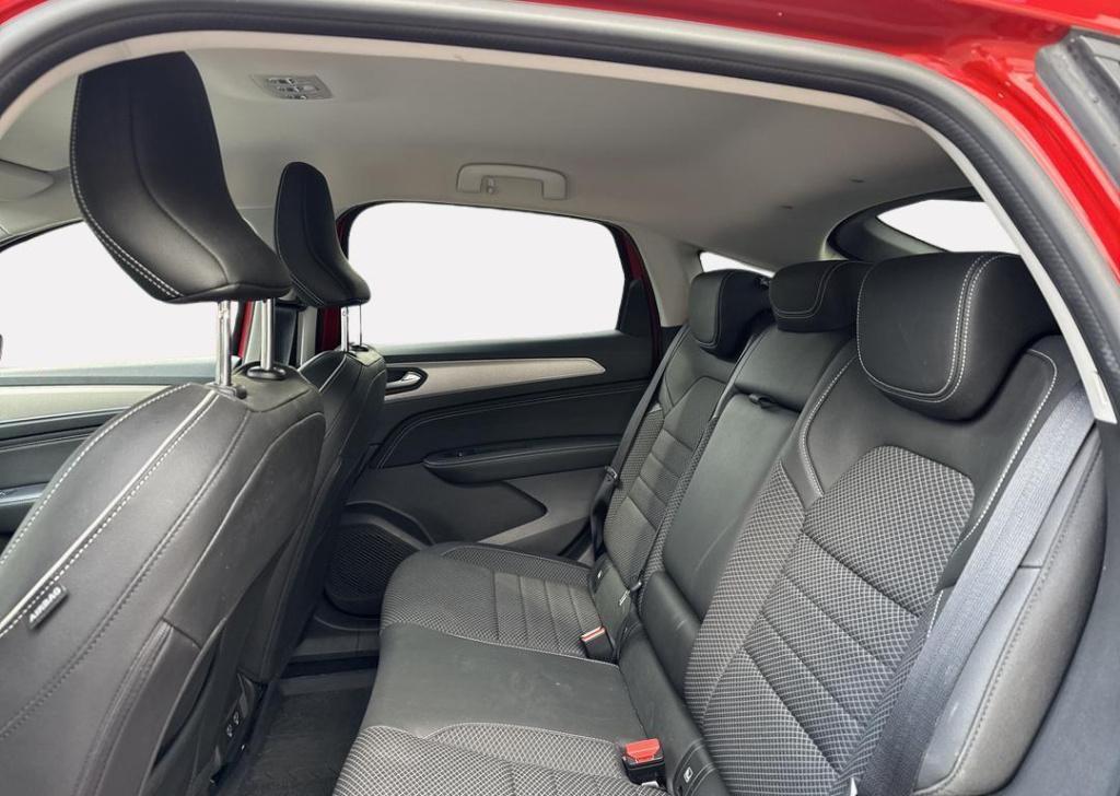 Renault Arkana 1.6 e-tech hybrid 145 intens