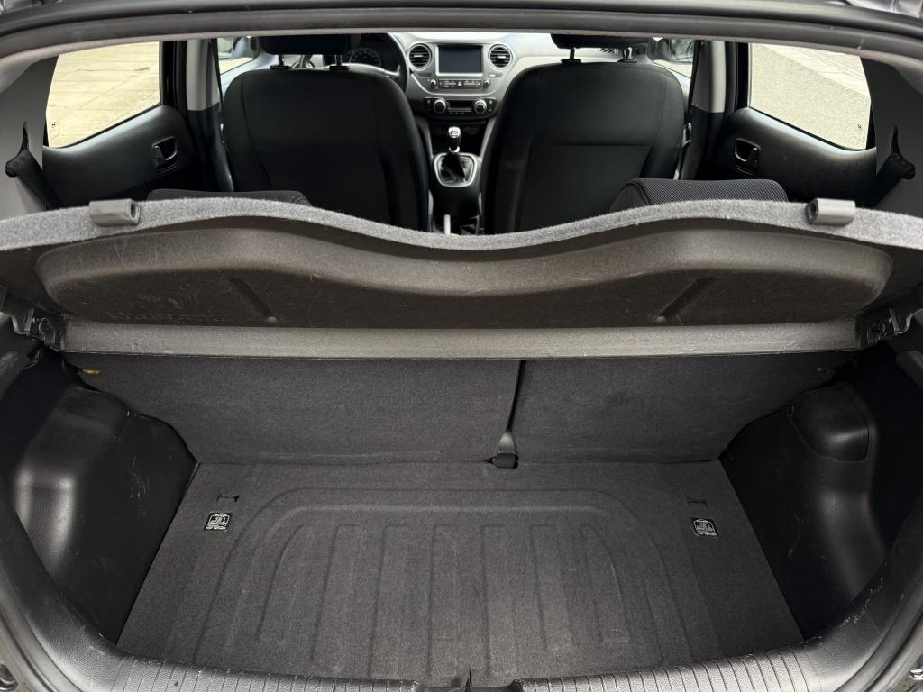 Hyundai I 10 1.0i go! - carplay - android auto - sportieve uitvoering -
