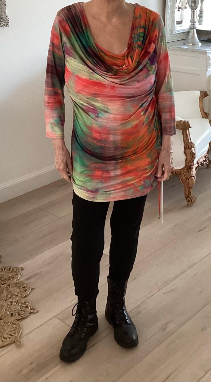Tuniek maat L nog heel netjes