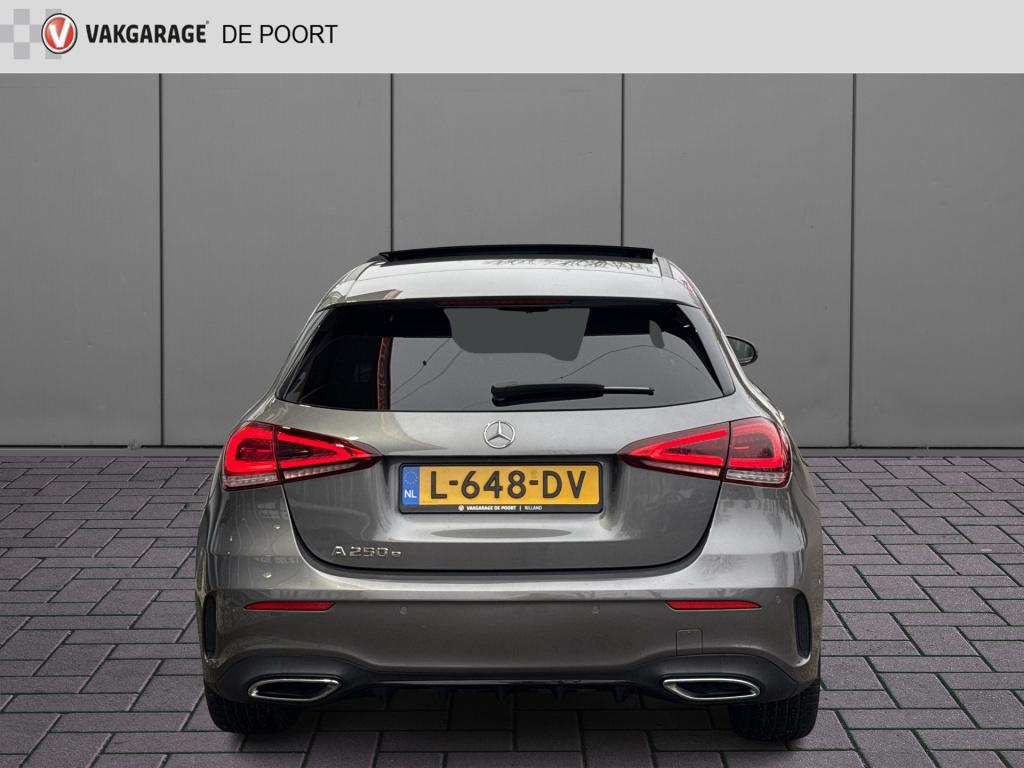 Mercedes-Benz A-Klasse 250 e business solution amg limited | nl-auto | pano