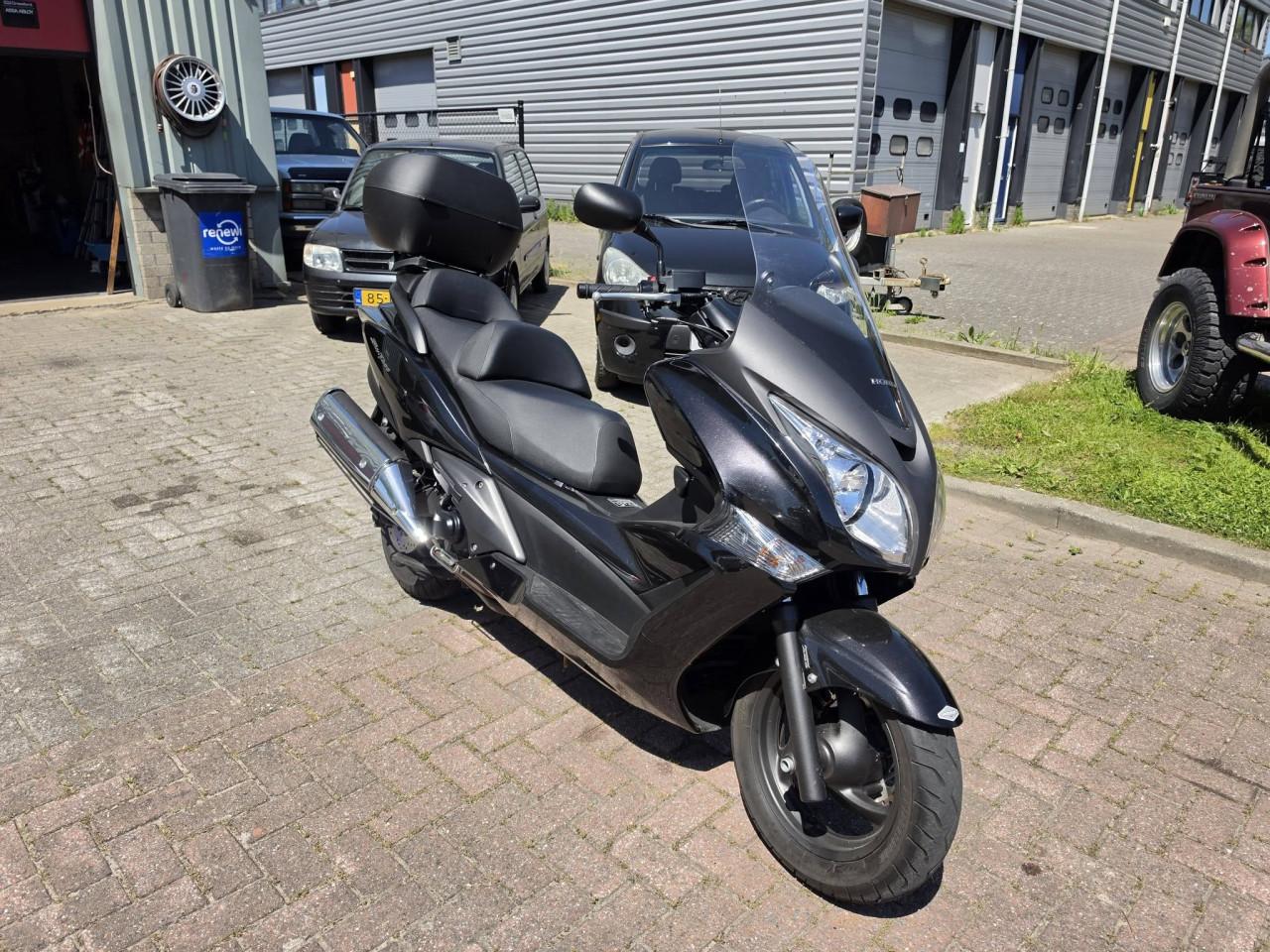 Honda Silver Wing SWT 400
