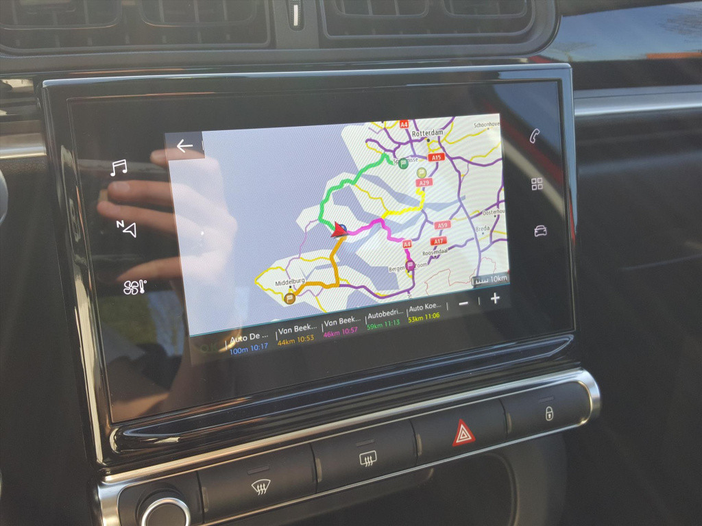 Citroen C3 1.2 puretech 83pk s&s plus navigatie | cruise & climate control 