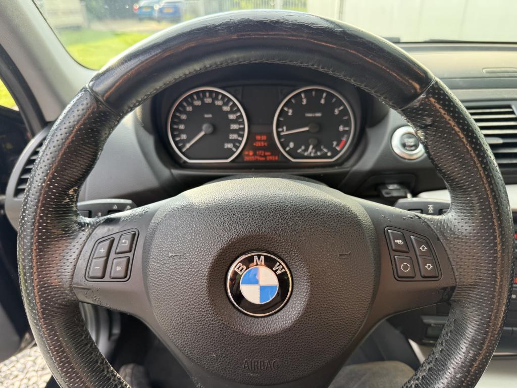BMW 1 Serie 118i high executive 5-drs
