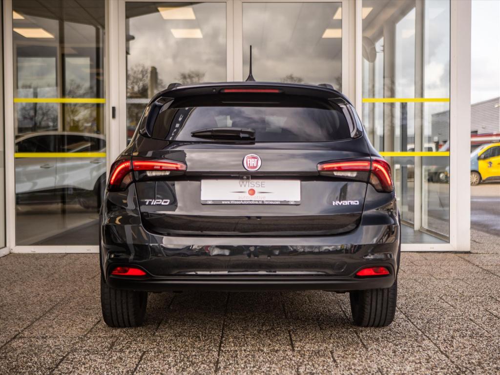Fiat Tipo hatchback 1.5 hybrid 130pk cross automaat | camera | park. sensor