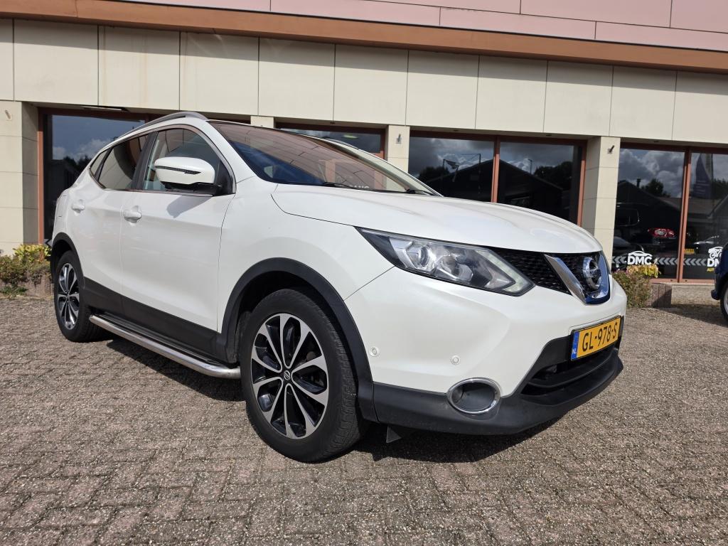 Nissan Qashqai 1.2 tekna | airco | navi | cruise | side-bars