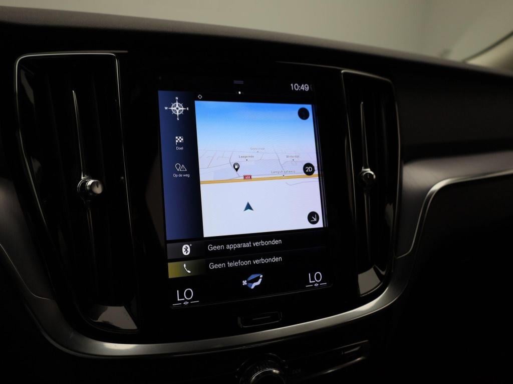 Volvo V60 2.0 b3 momentum business | automaat | virtual cockpit | dab | led