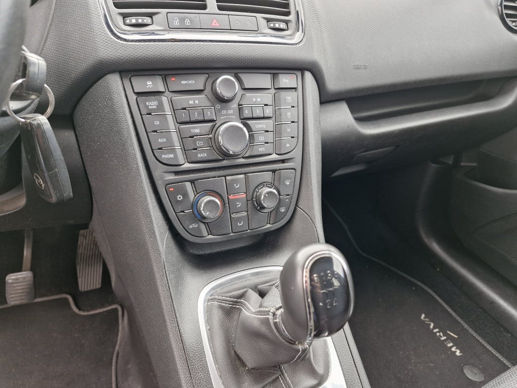 Opel Meriva 1.4 turbo design edition