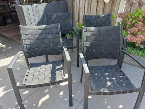 4 Tuinstoelen
