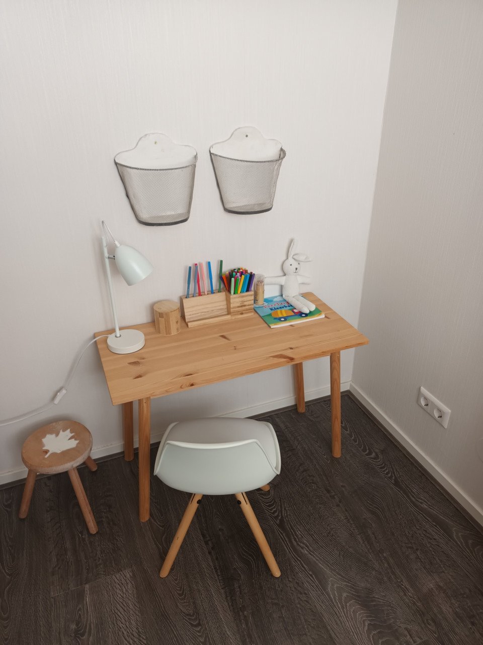 Peuter set, tafeltje plus stoeltje.