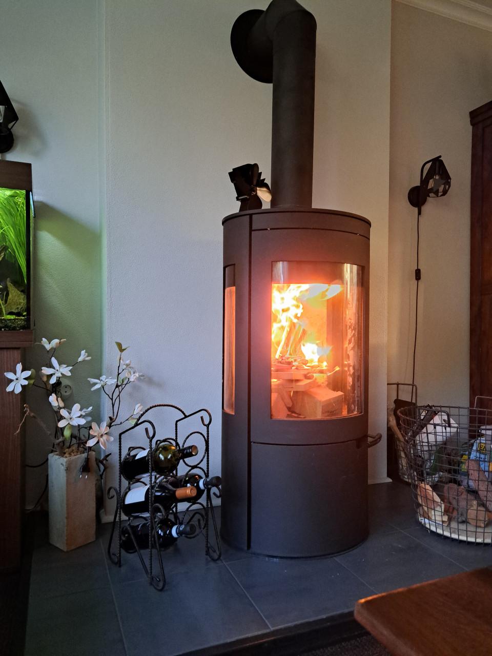 Houtkachel 7KW GERESERVEERD