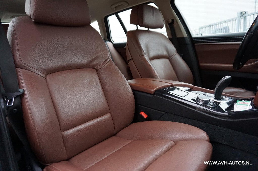 BMW 5 Serie touring 518d luxury edition