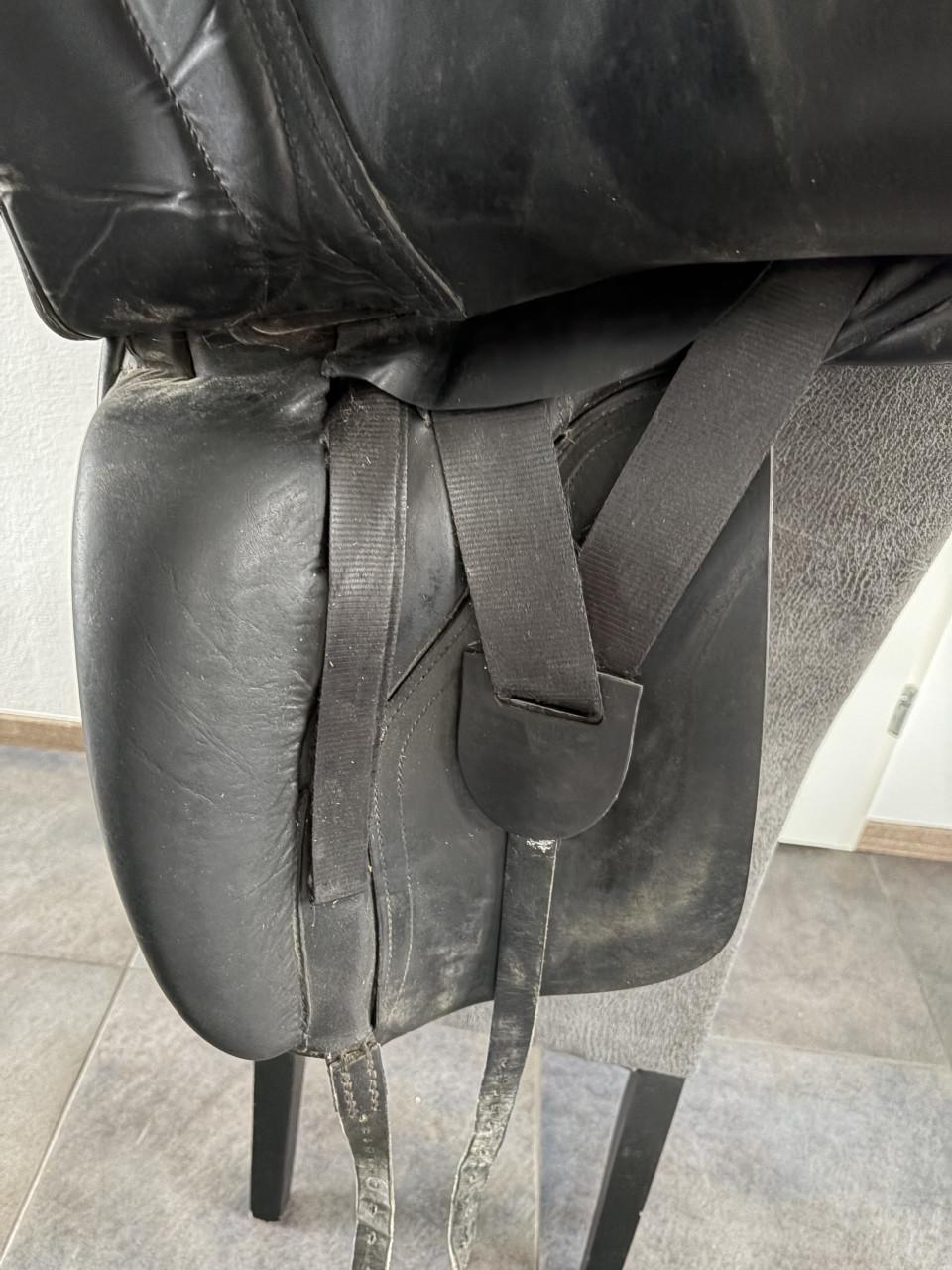 Brandt dressuur zadel 17,5 inch