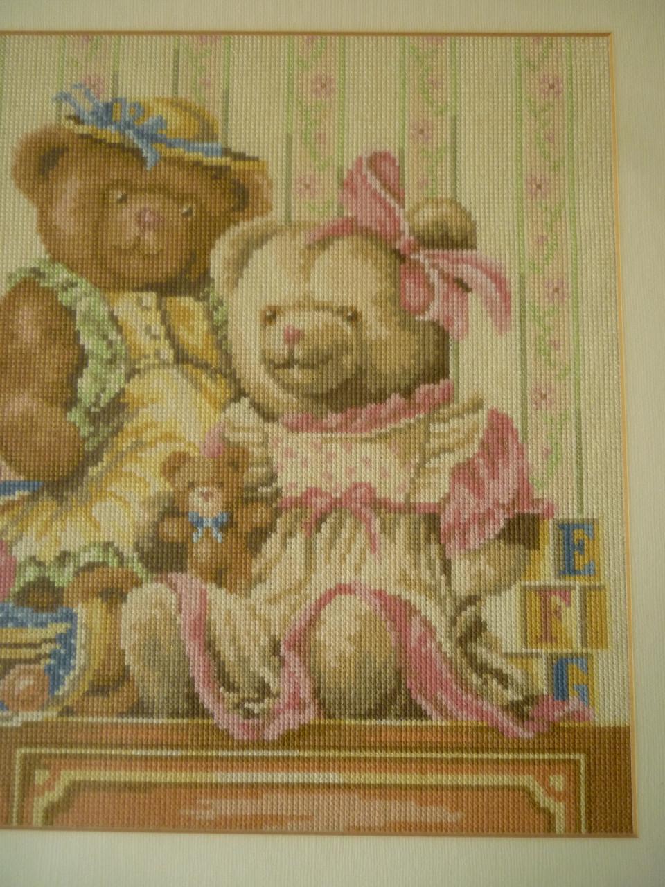 Voltooide kruissteek – Lanarte Beren en Speelgoed in lijst 62x51 cm