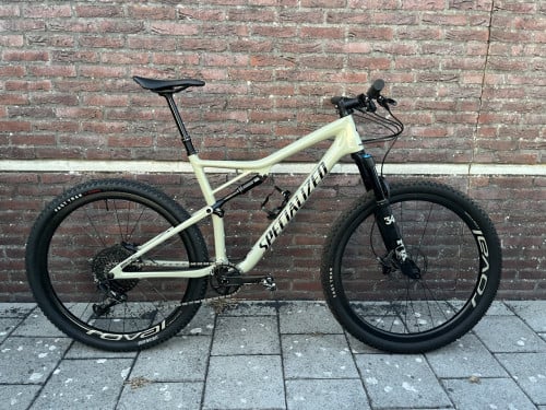 Specialized epic evo XL