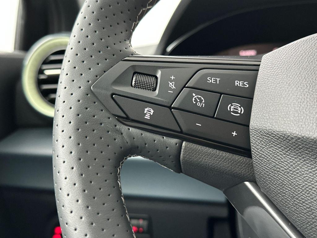 Seat Ibiza style plus 1.0 70 kw / 95 pk ecotsi hatchback 5 de