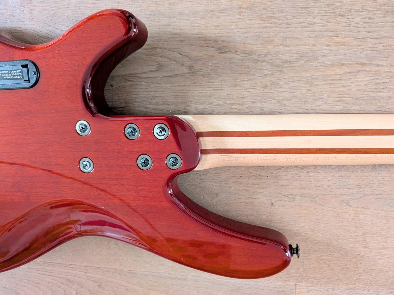 Yamaha TRB1004J  4-snarige elektrische basgitaar