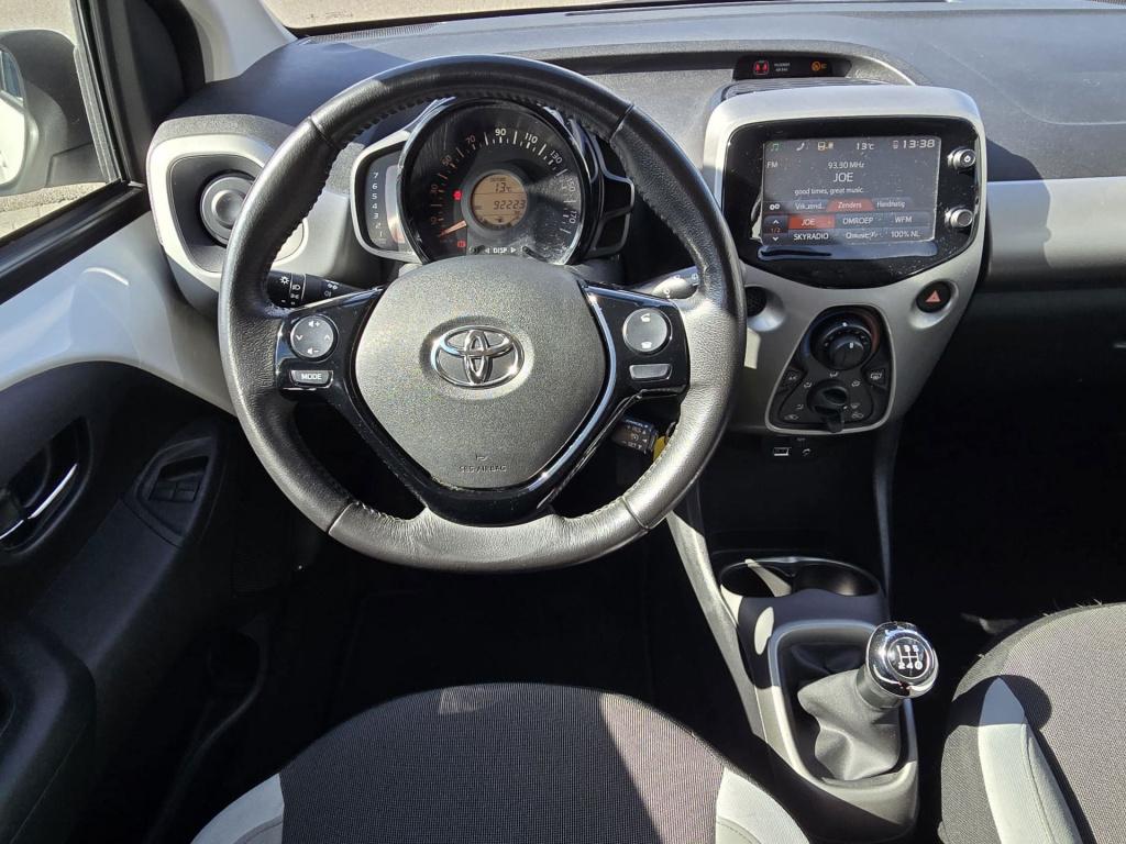 Toyota Aygo 1.0 vvt-i x-sport