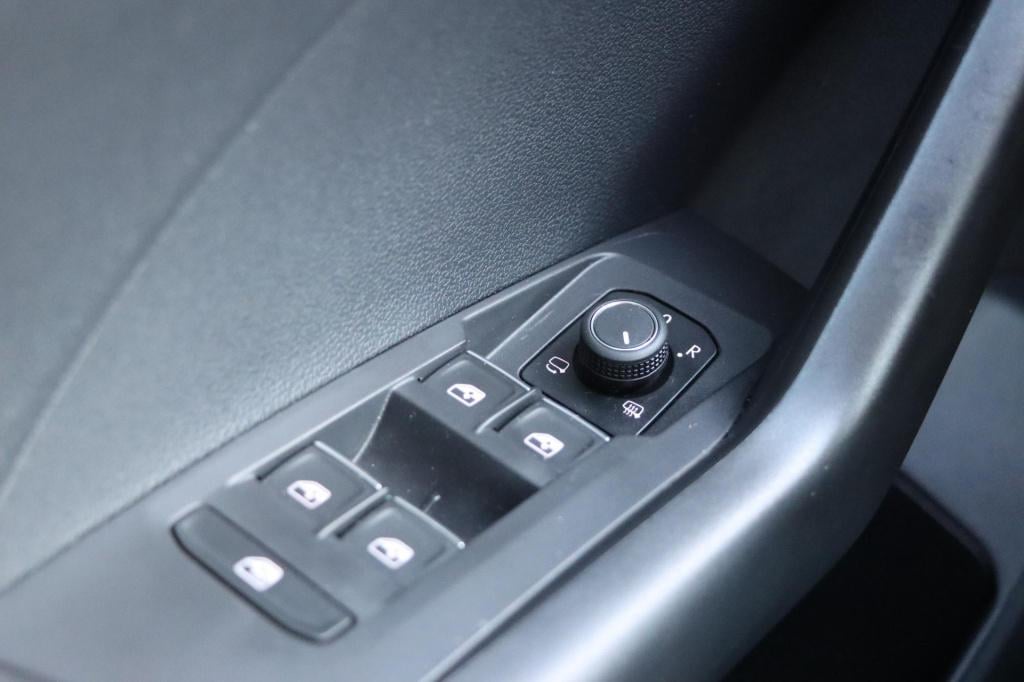 Volkswagen T-cross 1.0 tsi life business 110pk dsg7