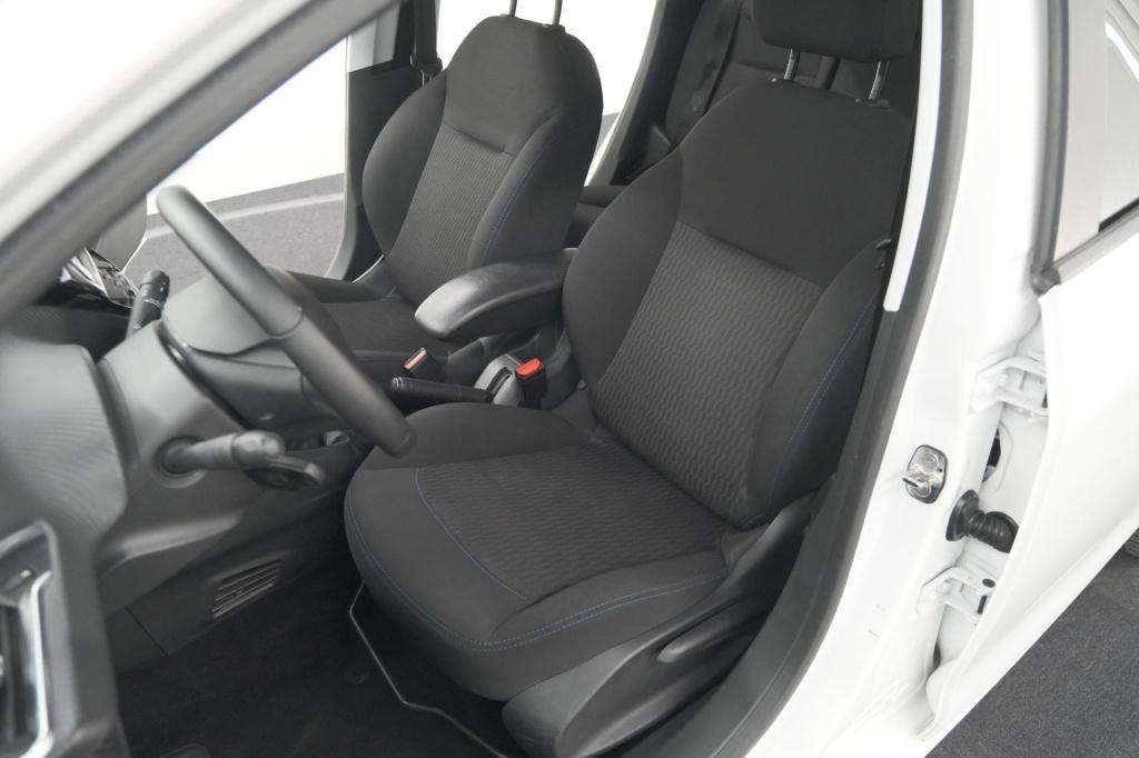 Peugeot 208 puretech 82 signature | parkeersensoren | apple carplay | navig