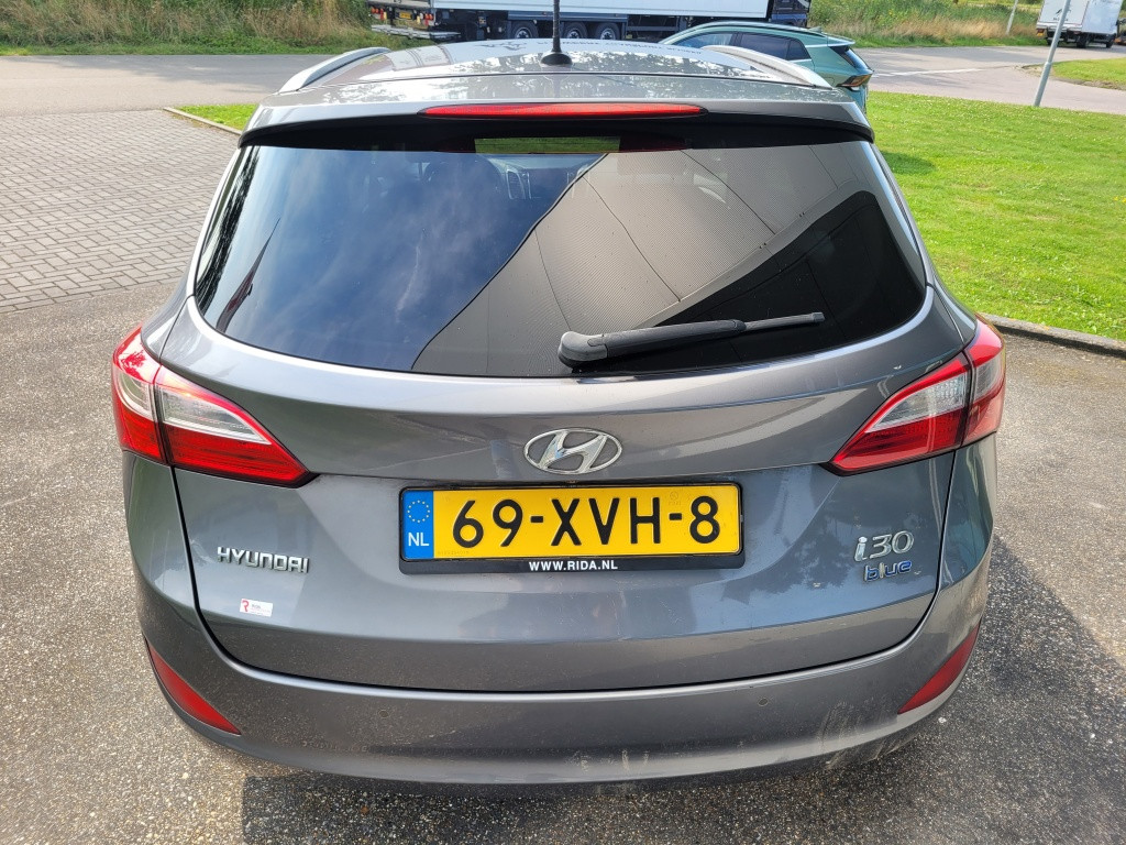 Hyundai I 30 wagon 1.6 gdi business ed.