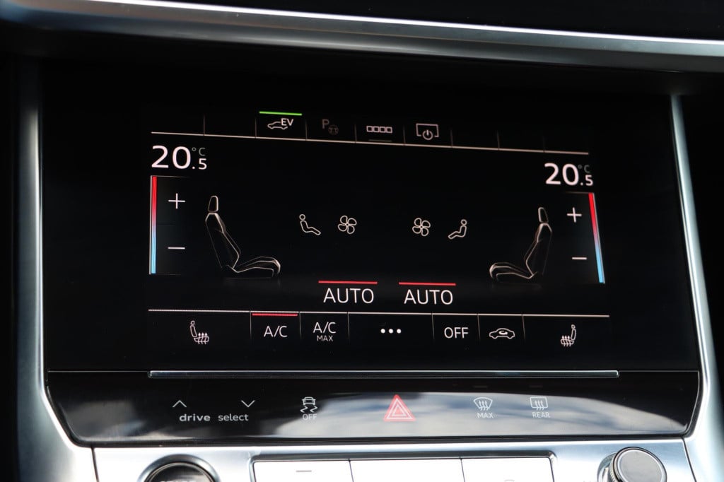 Audi A6 avant 55 tfsi e quattro s edition competition 367pk s-tr
