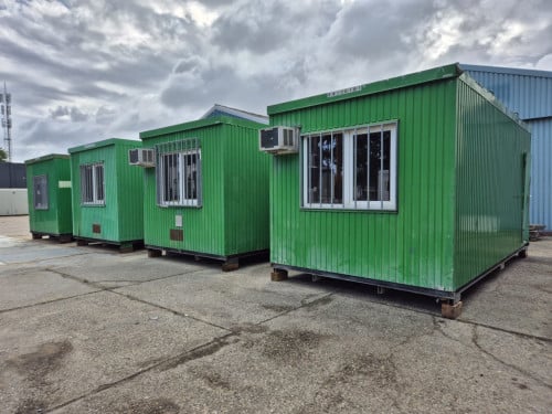 Meerdere 6x3m kantoorunits / bouwketen / woon/schaftunits