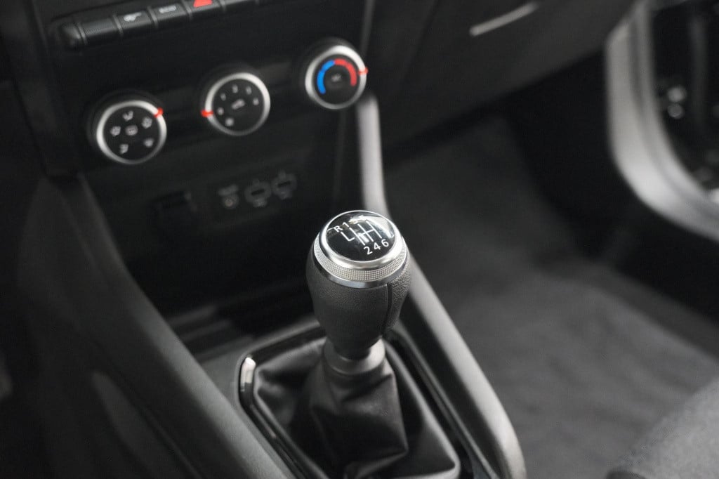 Renault Clio tce 90 zen | navigatie | parkeersensoren | apple carplay | 16 
