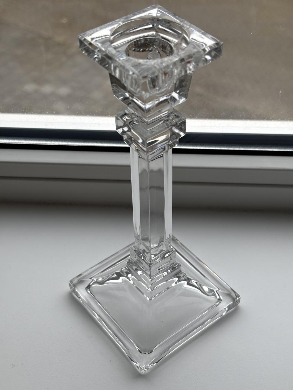 KRISTALLEN KANDELAARS EN 2 ZWAROWSKI  BEELDJES