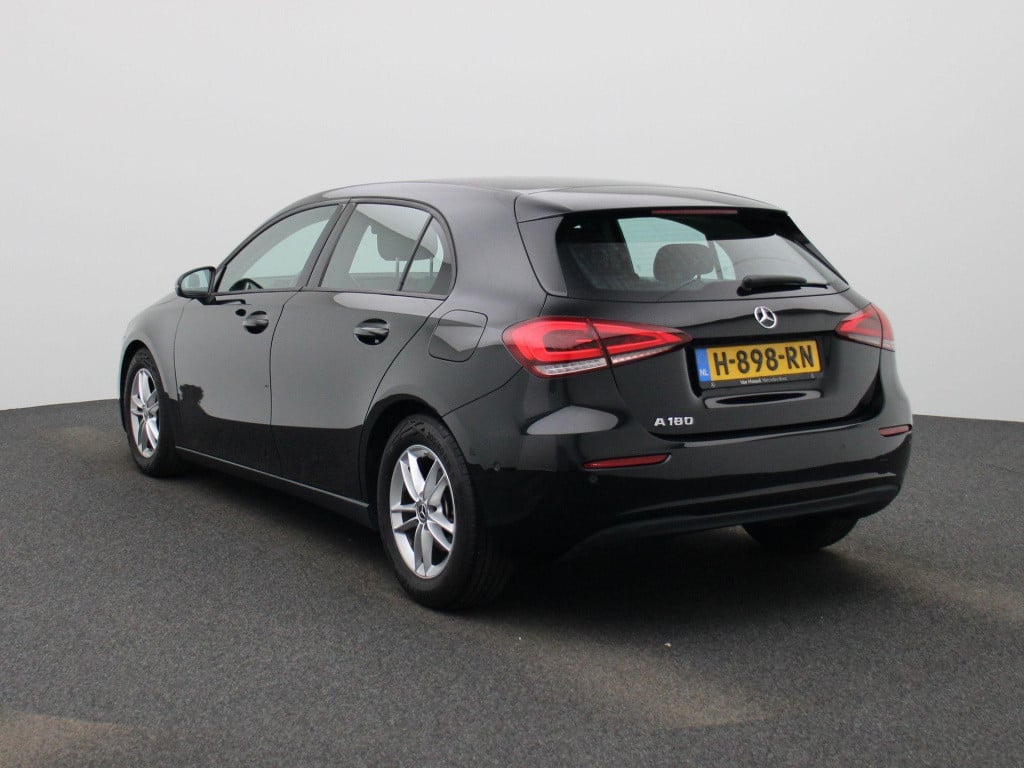 Mercedes-Benz A-Klasse 180 business solution | automaat | virtual cockpit |