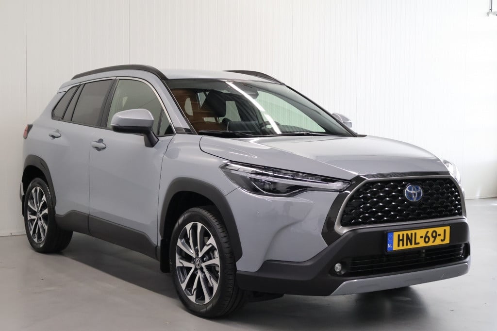 Toyota Corolla Cross hybrid 140 style