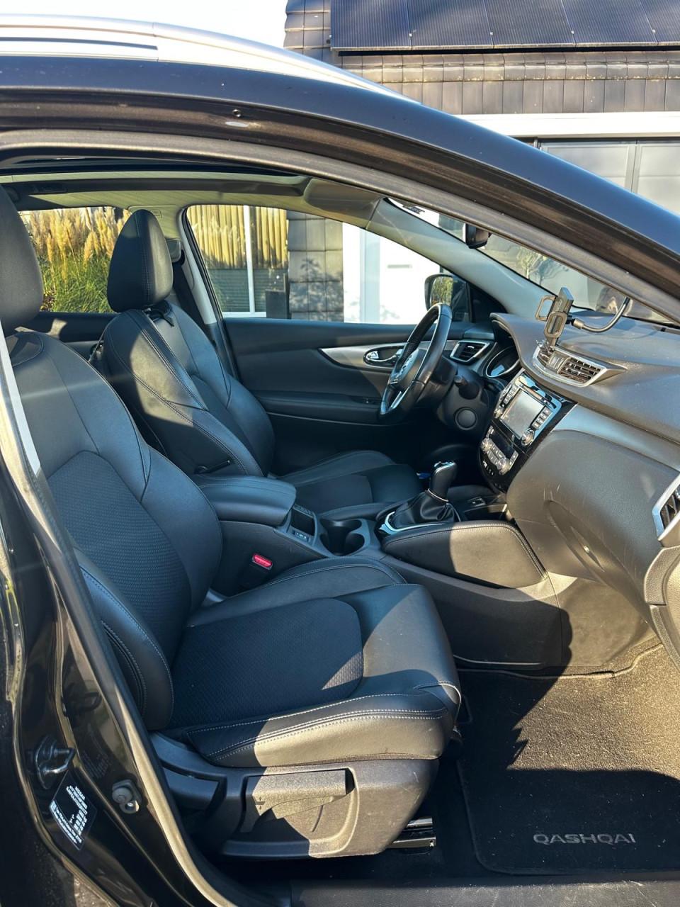 Nissan Qashqai Tekna 1.2 Dig-t 85KW 2WD CVT 2018 trekhaak stoelvw