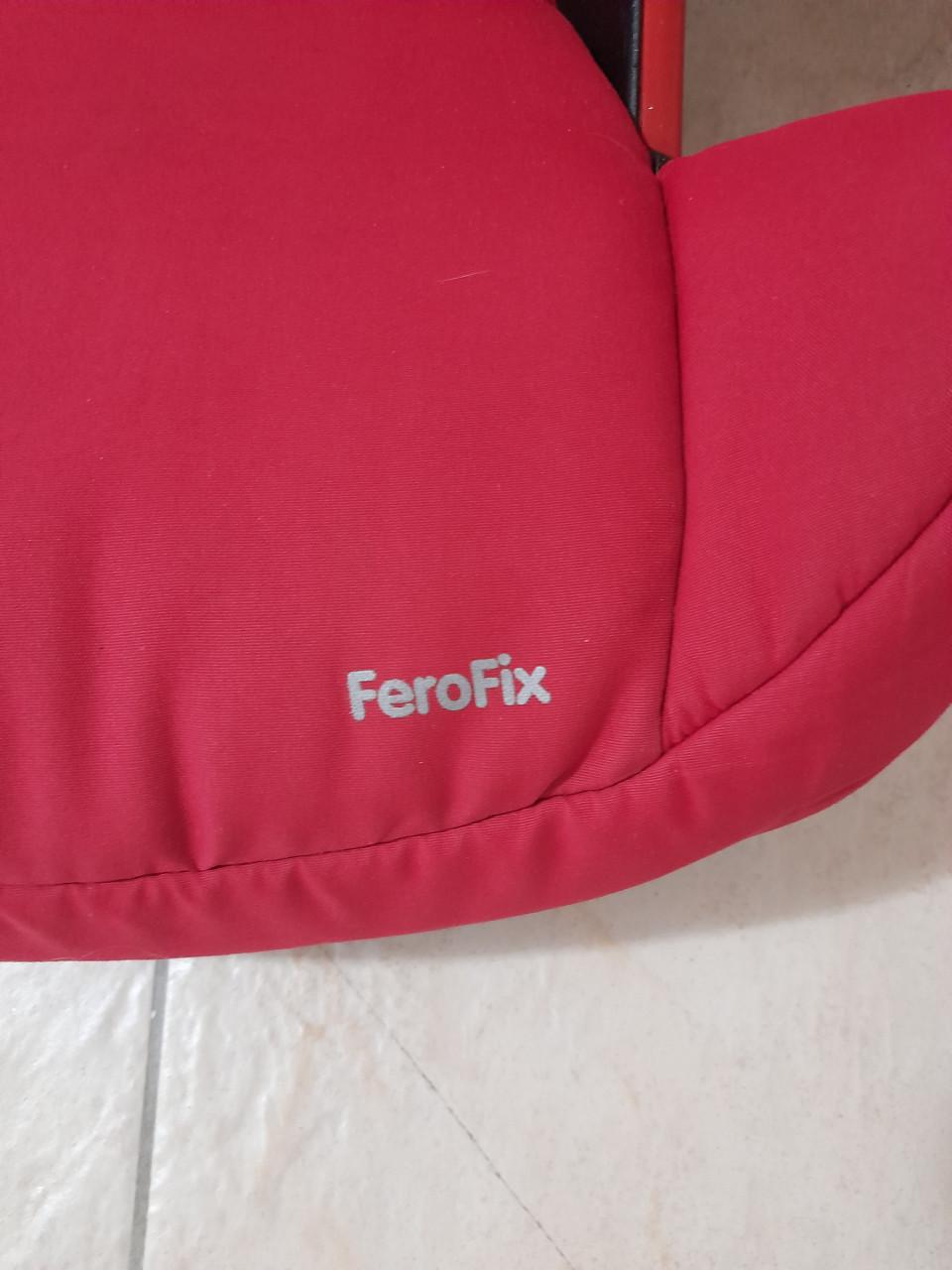 Rode Maxi cosi  ferofix  Autostoel  met isofix  15 / 36 kg (z.g.a.n.)
