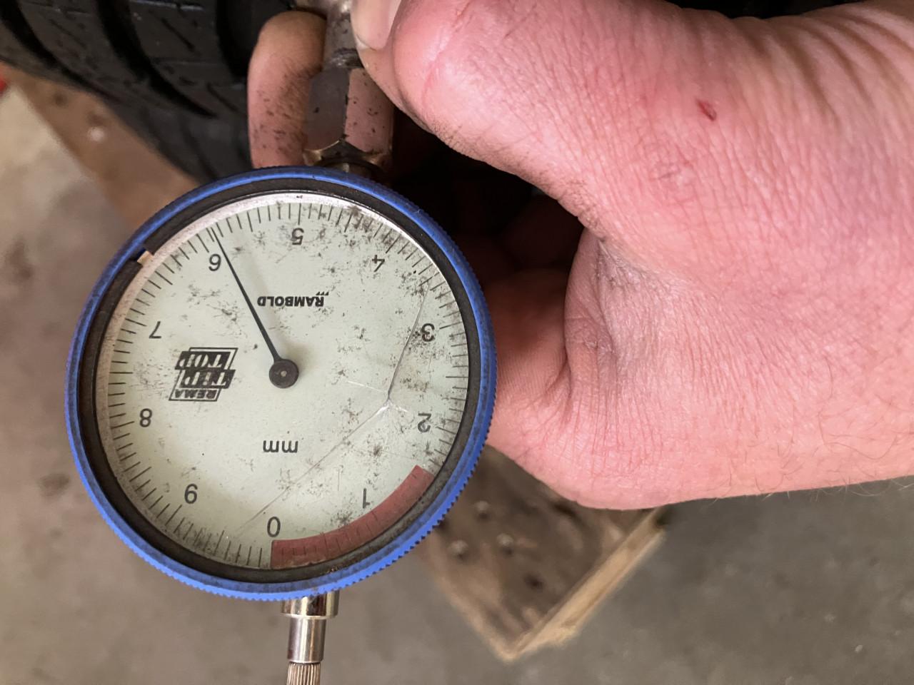 16 inch Mercedes velgenset met 4 seizoenbanden