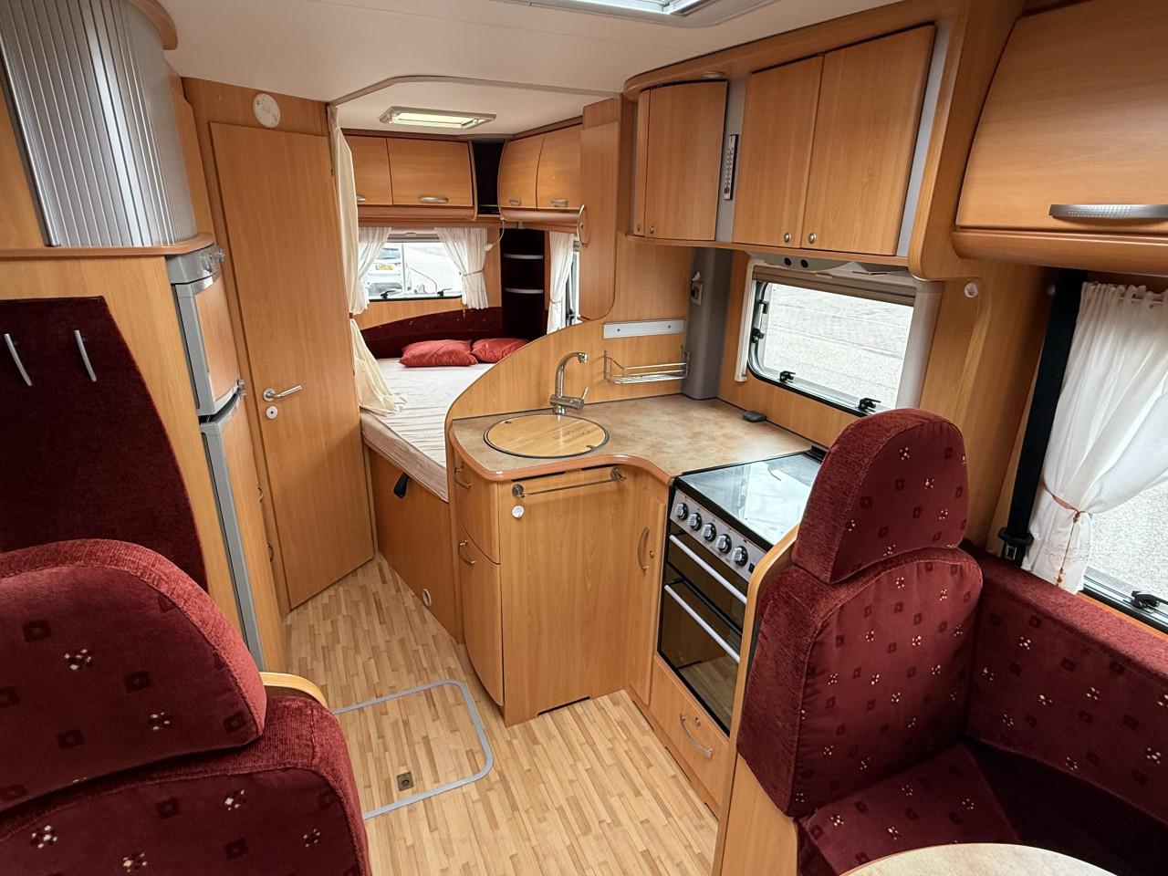 Pilote P 675 XFP Camper
