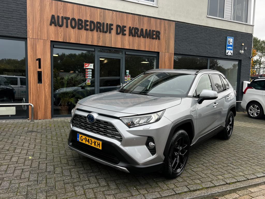 Toyota Rav4 2.5 hybrid first edition btw auto