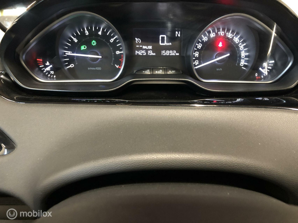 Peugeot 208 1.2 puretech active