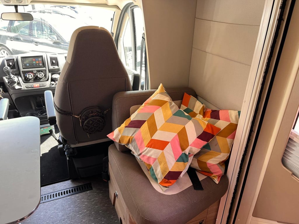 Adria Onbekend matrix m 670 sc edition50