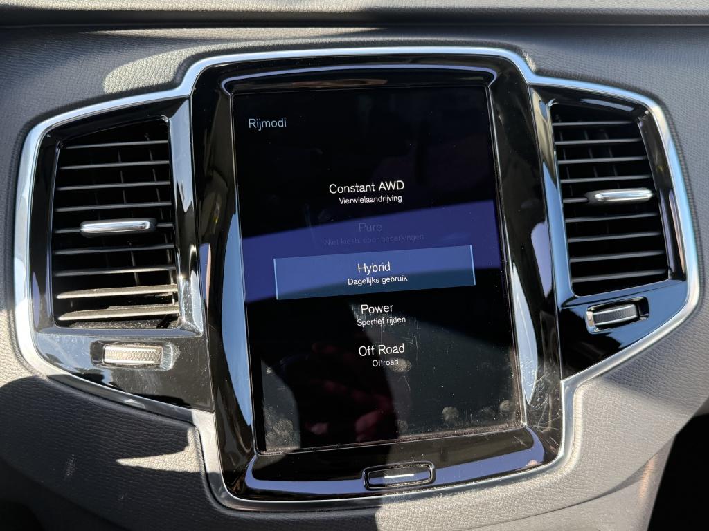 Volvo XC90 t8 390pk recharge inscription| panodak| luchtvering| trekhaak| 3